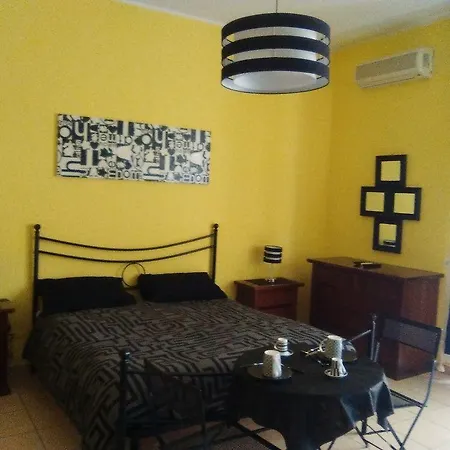 Cerdena بيت ضيافة كالياري